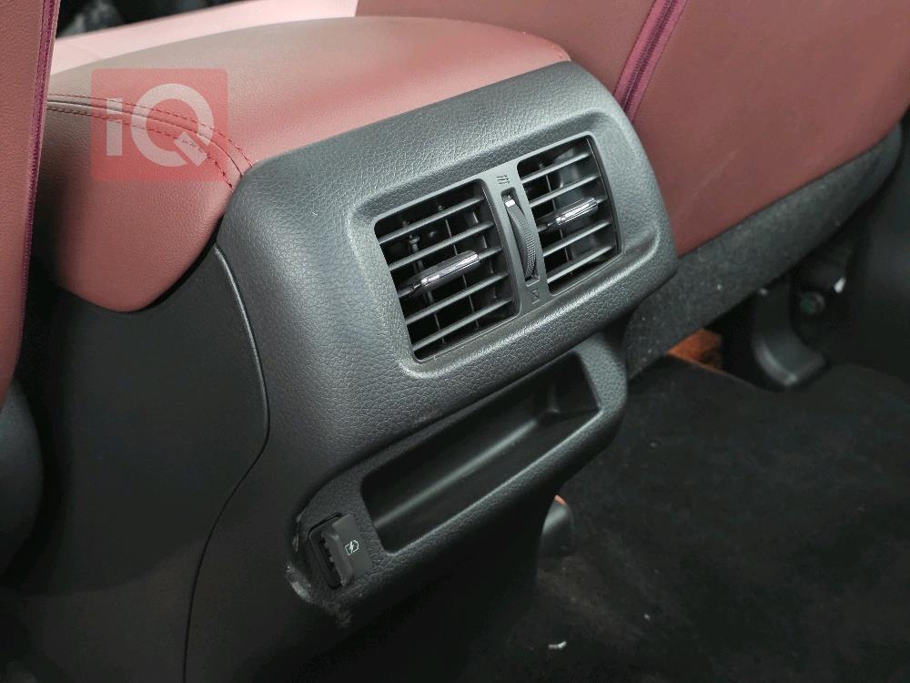 نيسان نافارا